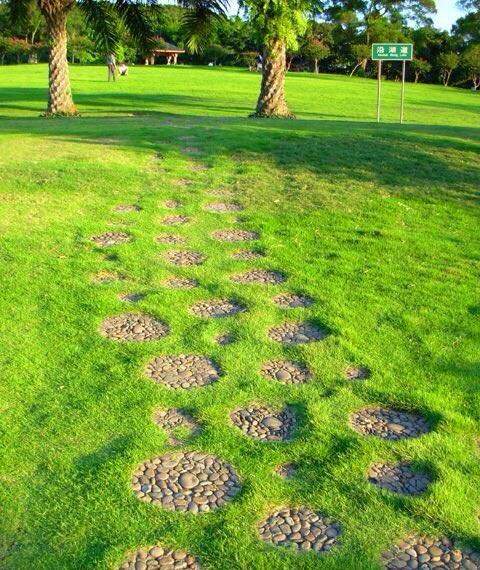 草坪設(shè)計(jì)應(yīng)用 草坪設(shè)計(jì)應(yīng)用